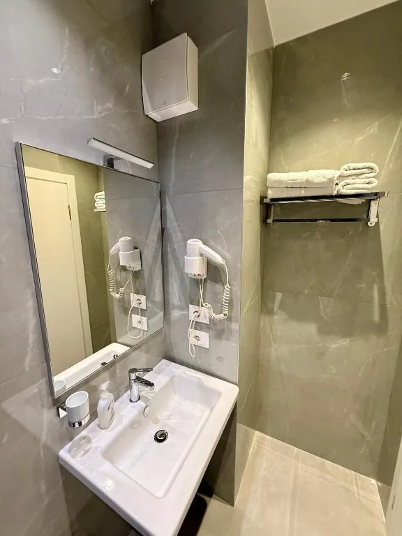 Hotel Dionis Rooms — photo 6